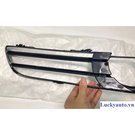 Ốp đèn gầm bên phụ xe Audi Q7 đời 2008_ 4L0 807 676 01C_ 4L080767601C